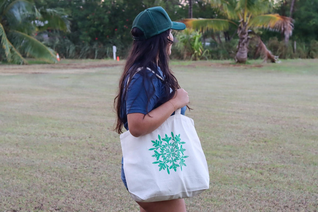 Maile Hawaiian Quilt Canvas Tote Bag