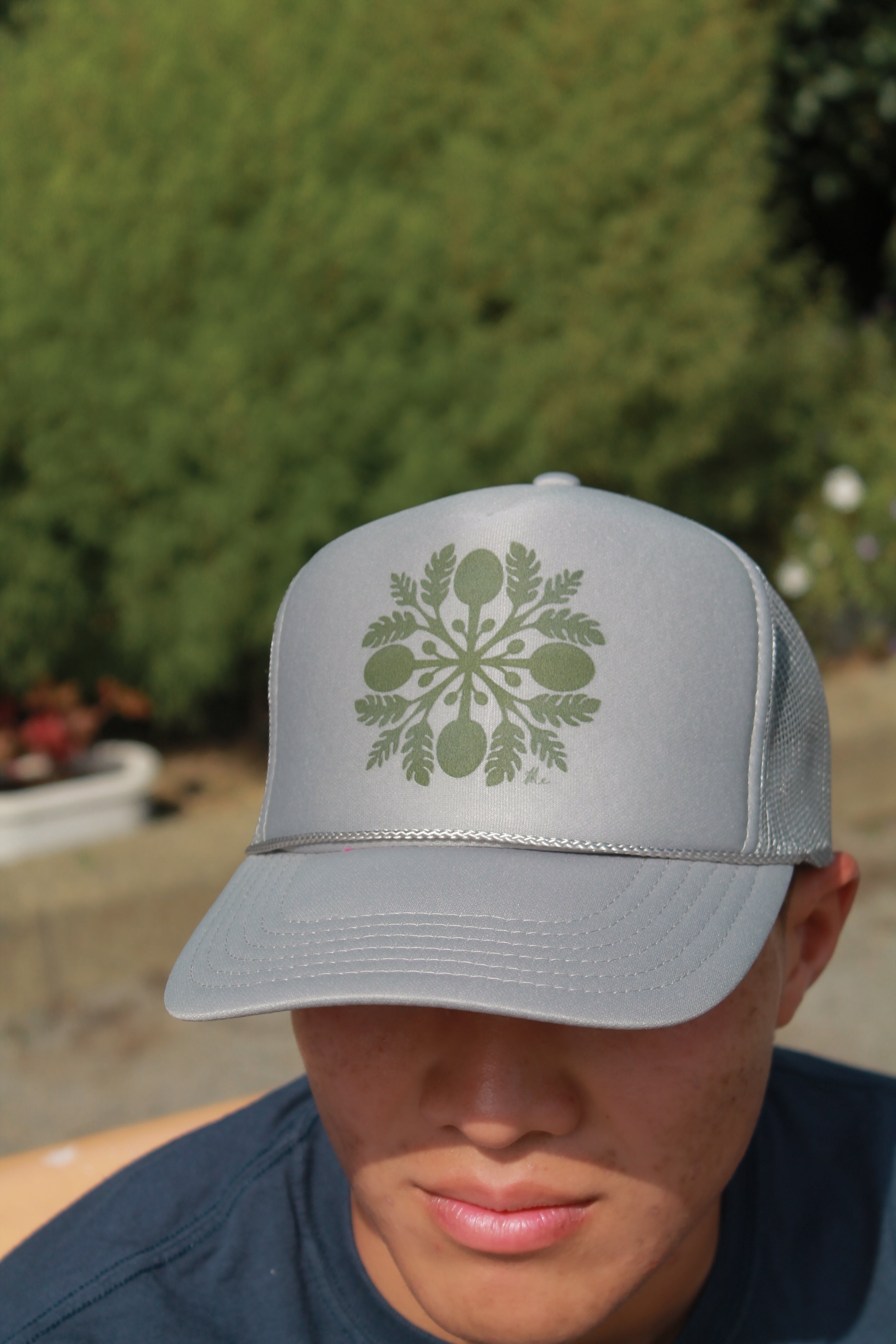 ʻUlu Trucker Hat