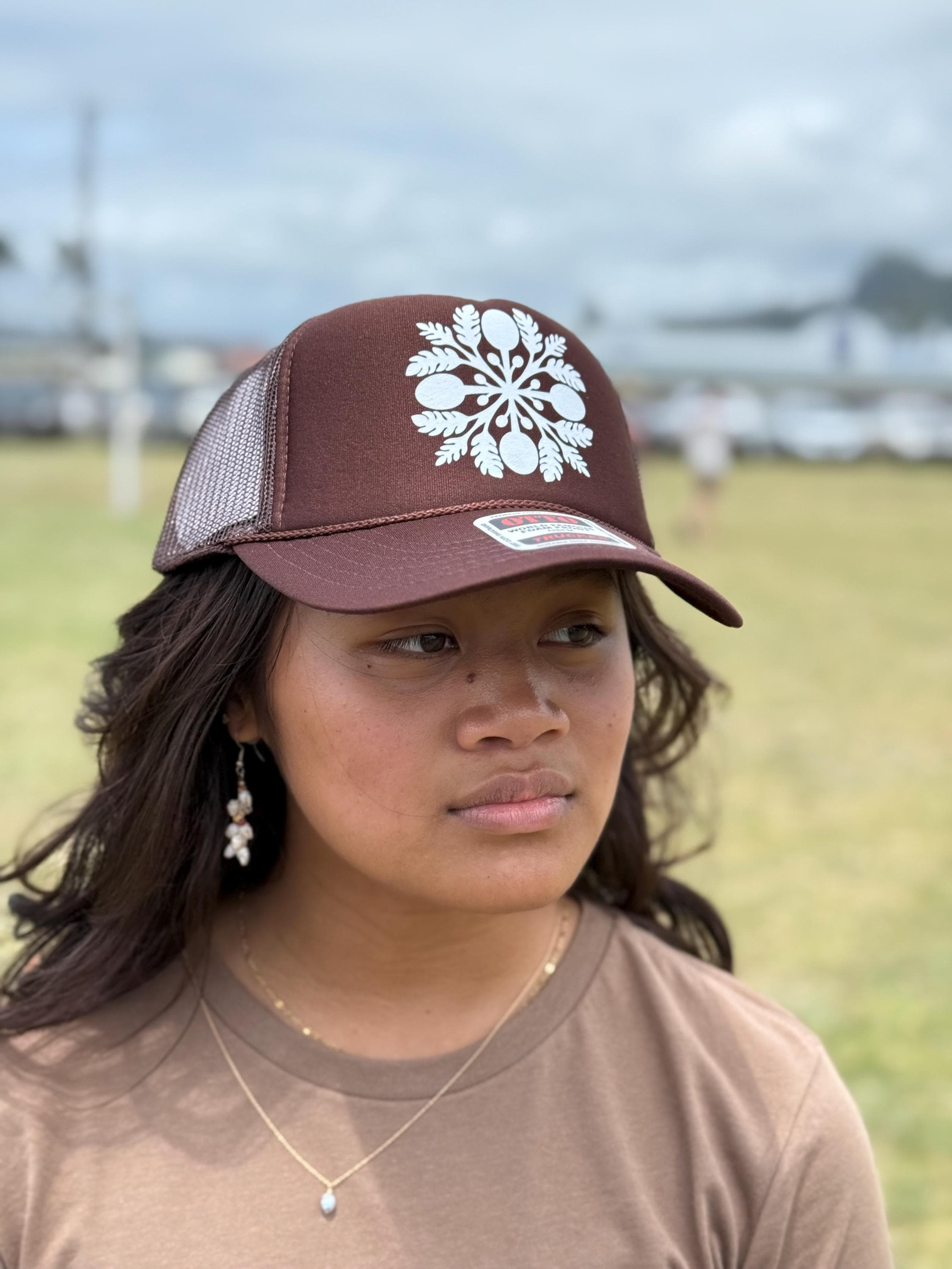 ʻUlu Trucker Hat