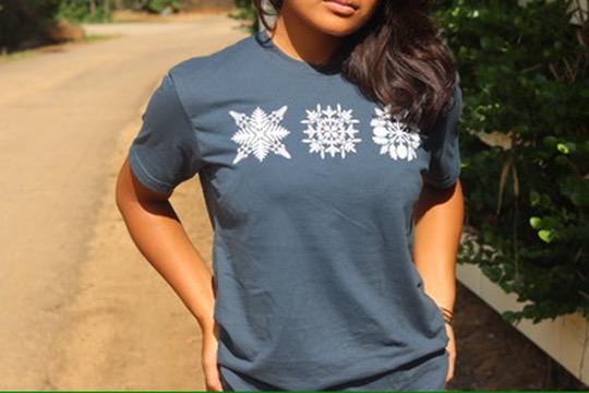 Hawaiian Quilt (3 in a row) T-shirt
